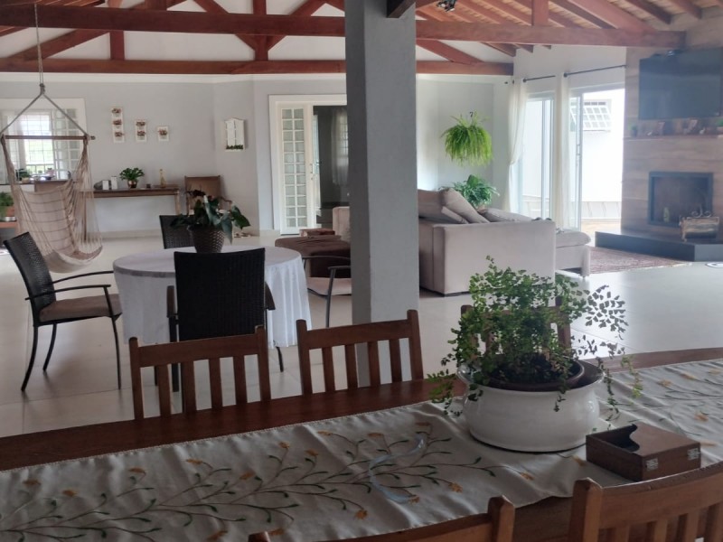 LINDA CHÁCARA PRONTA P/ MORADIA