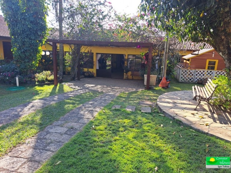 LINDA ÁREA RURAL ABAIXO DO MERCADO