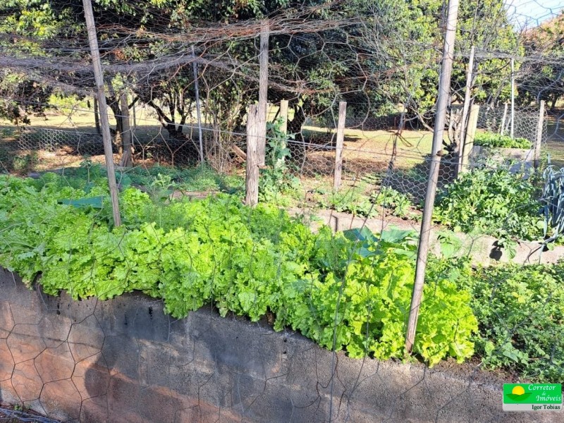 LINDA ÁREA RURAL ABAIXO DO MERCADO