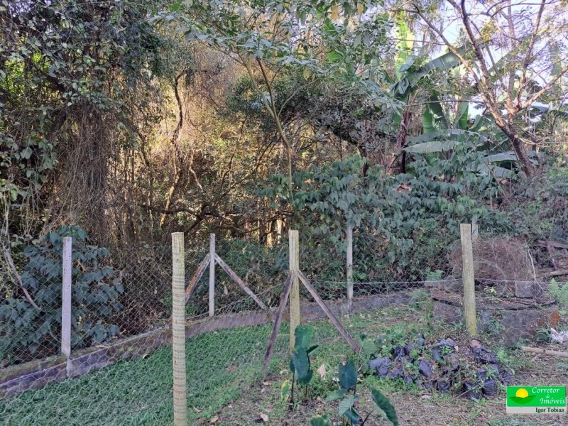 LINDA ÁREA RURAL ABAIXO DO MERCADO