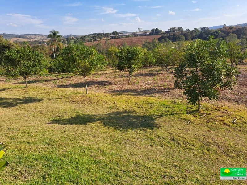LINDA ÁREA RURAL ABAIXO DO MERCADO