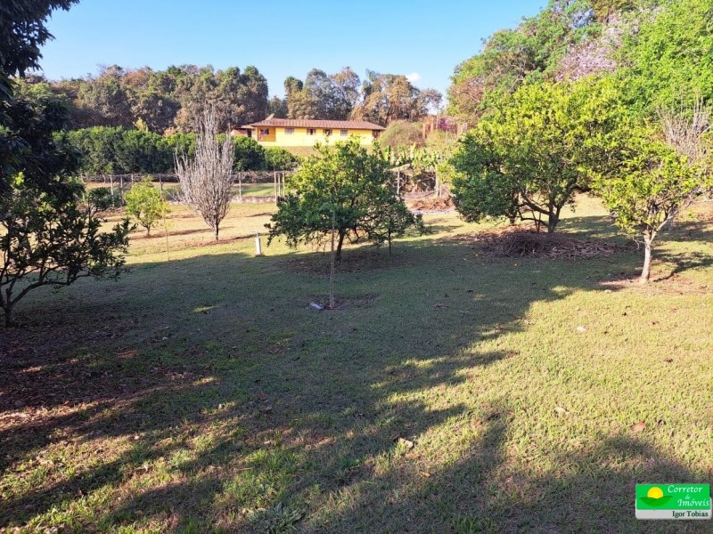 LINDA ÁREA RURAL ABAIXO DO MERCADO