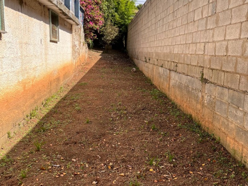 TERRENO COMERCIAL + PISCINA