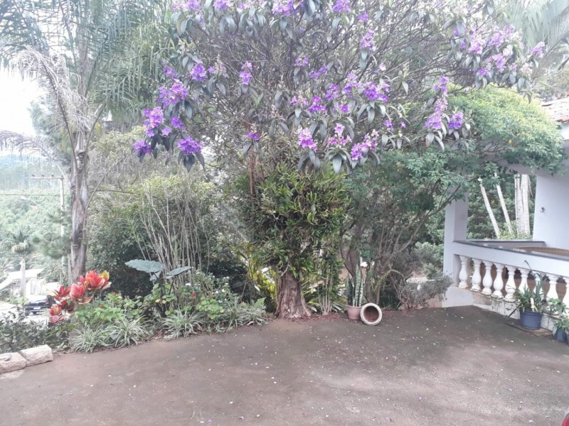 CHACARÁ DUAS CASAS PISCINA