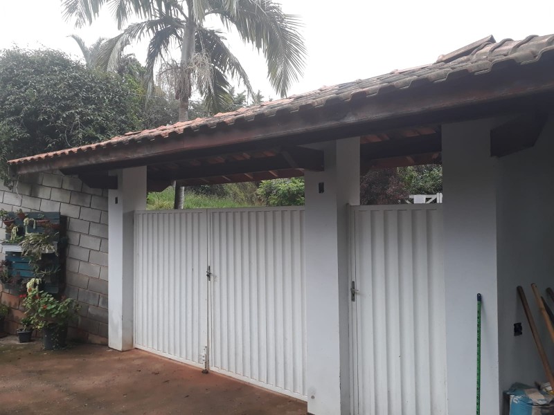 CHACARÁ DUAS CASAS PISCINA