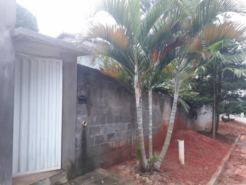 CHACARÁ DUAS CASAS PISCINA
