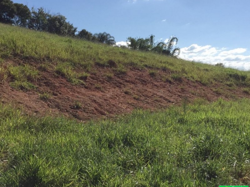 ÁREA 12.300M2 REGIÃO NOBRE 