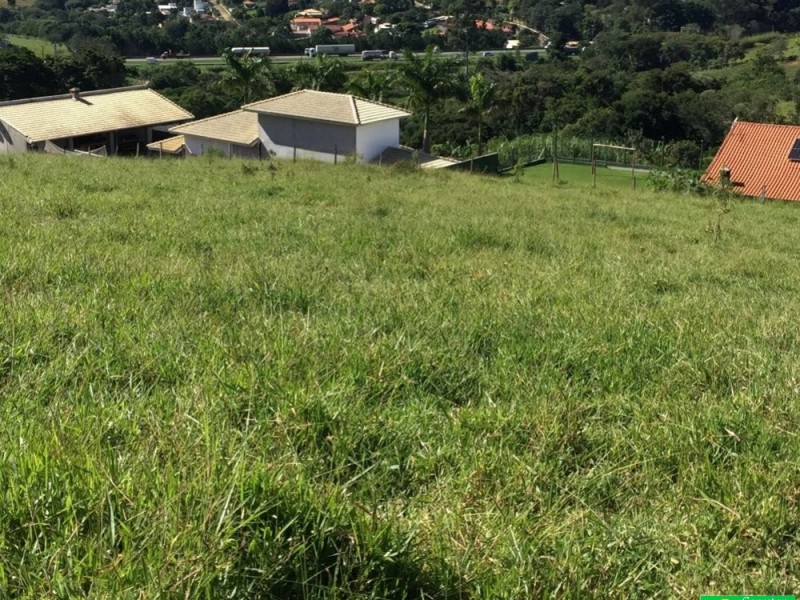 ÁREA 12.300M2 REGIÃO NOBRE 