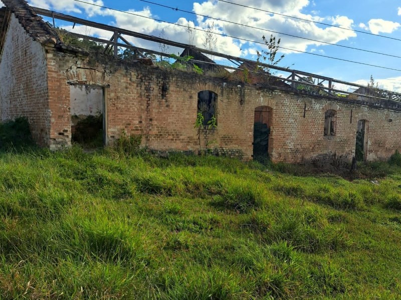 FAZENDA COLONIAL
