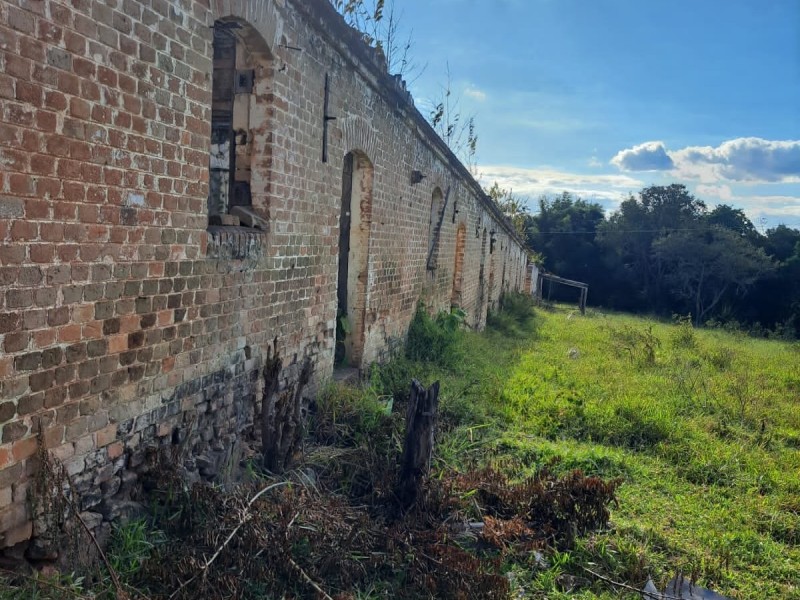 FAZENDA COLONIAL