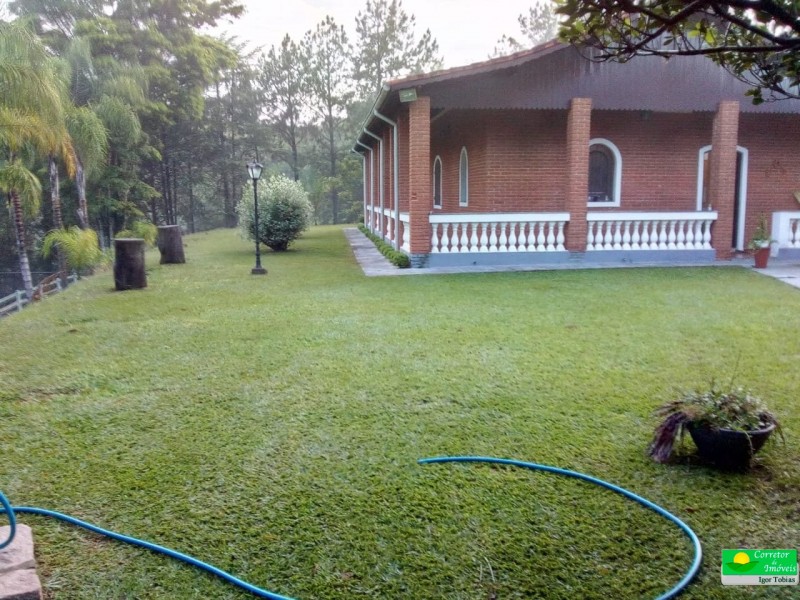 SITIO PROXIMO A CIDADE