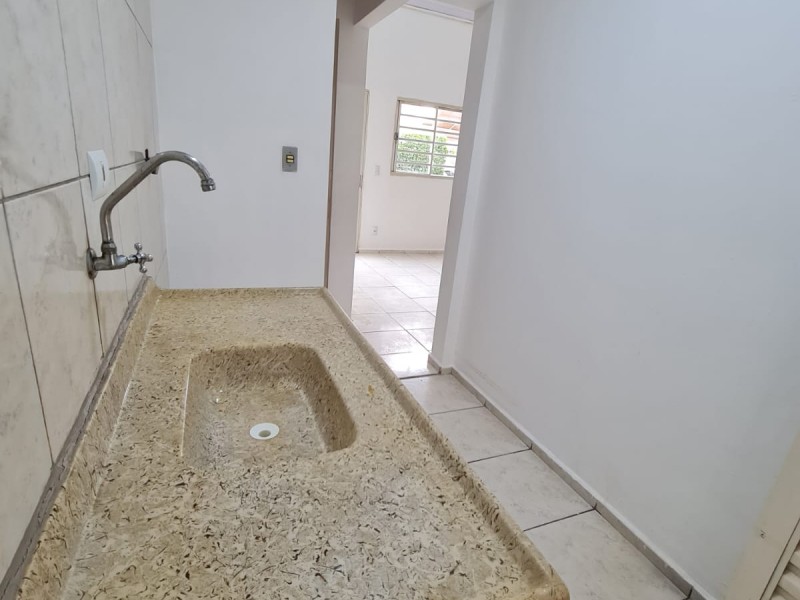 SOBRADO EM RESIDENCIAL 