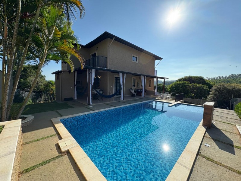 CHACARÁ COM LINDA CASA