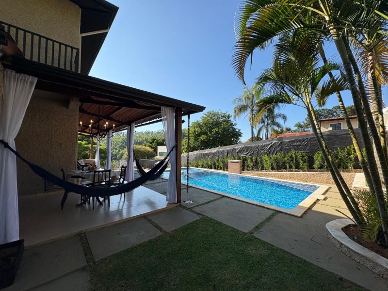 CHACARÁ COM LINDA CASA