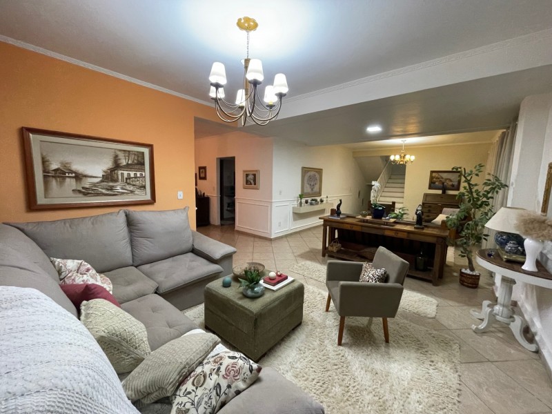 CHACARÁ COM LINDA CASA