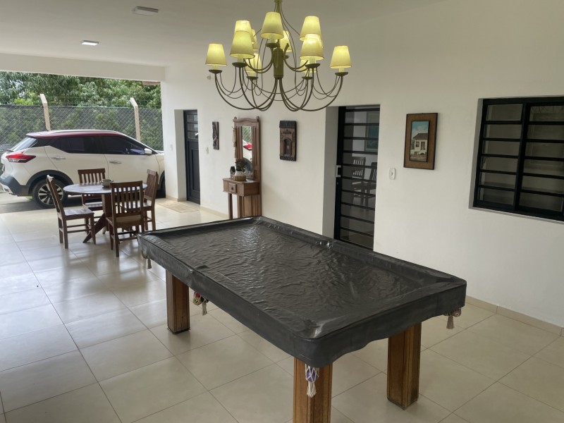 CHACARÁ COM LINDA CASA