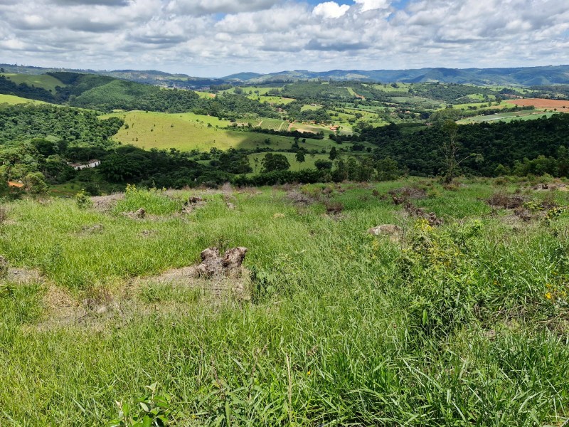 ÁREA RURAL COM LINDA VISTA 